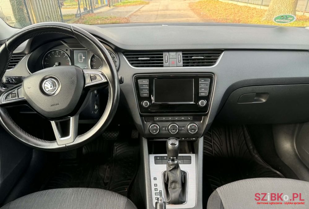 2002' Volkswagen New Beetle 1.4 United photo #4