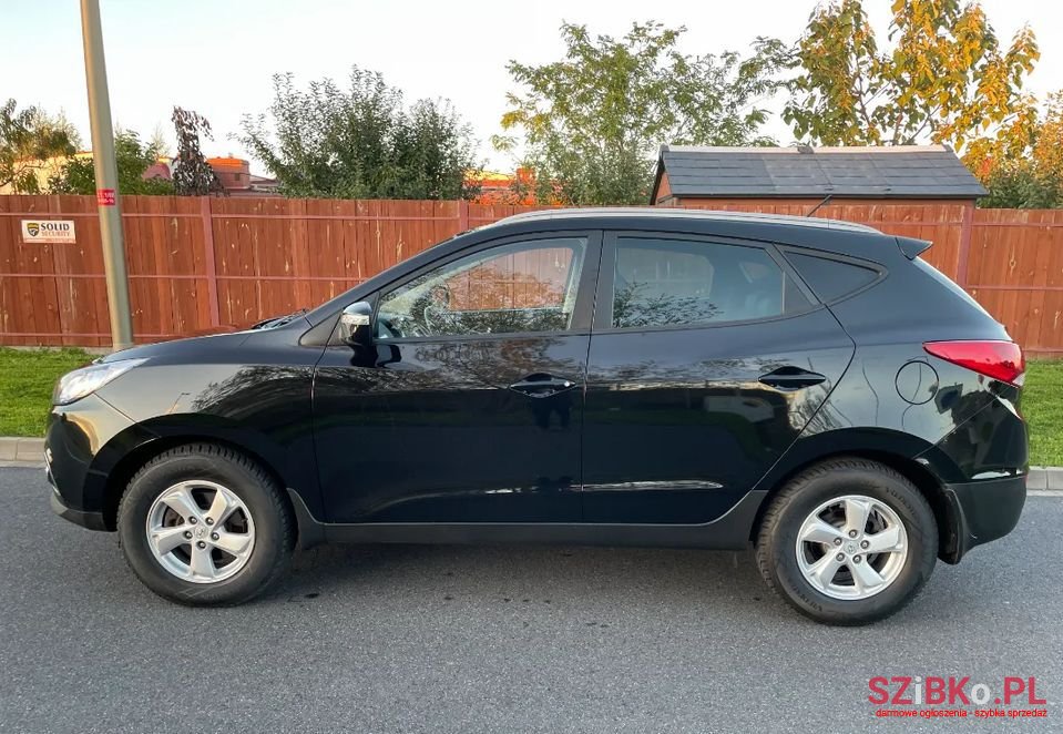 2011' Hyundai ix35 photo #3