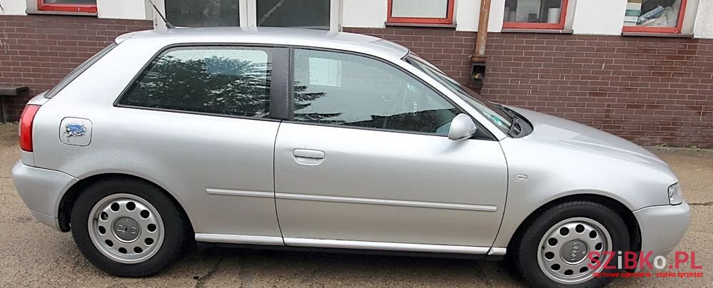 2001' Audi A3 photo #3