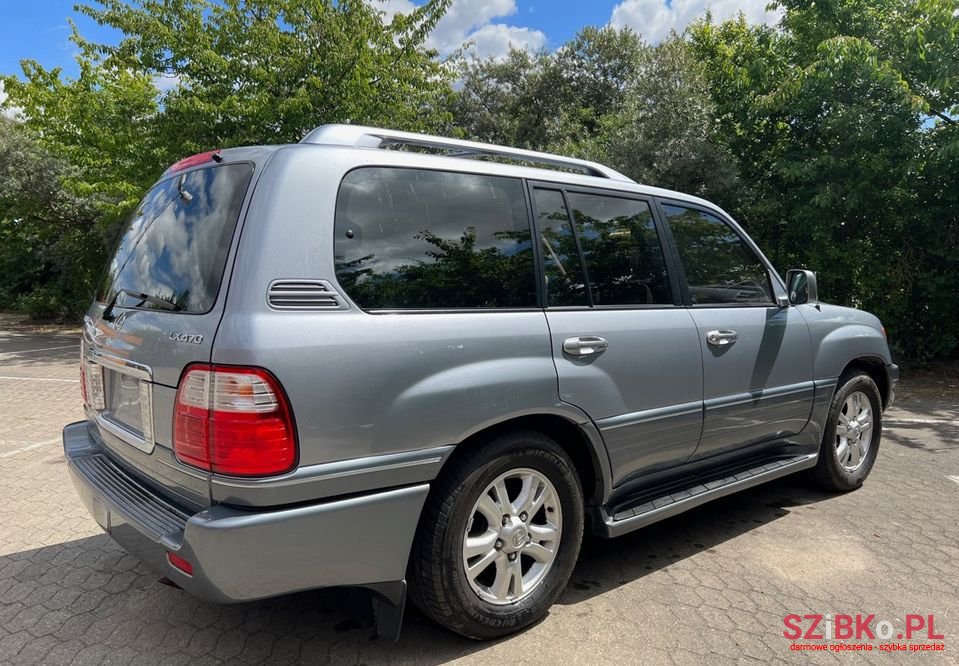 2003' Lexus LX photo #5