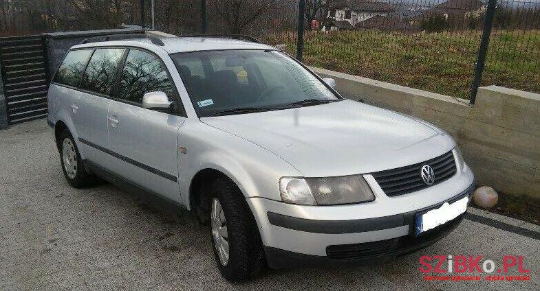 1998' Volkswagen Passat photo #1