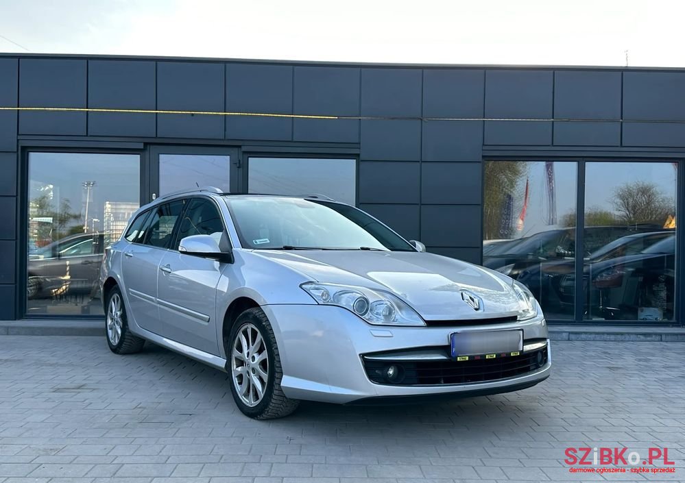 2008' Renault Laguna 2.0 Dci Initiale photo #2