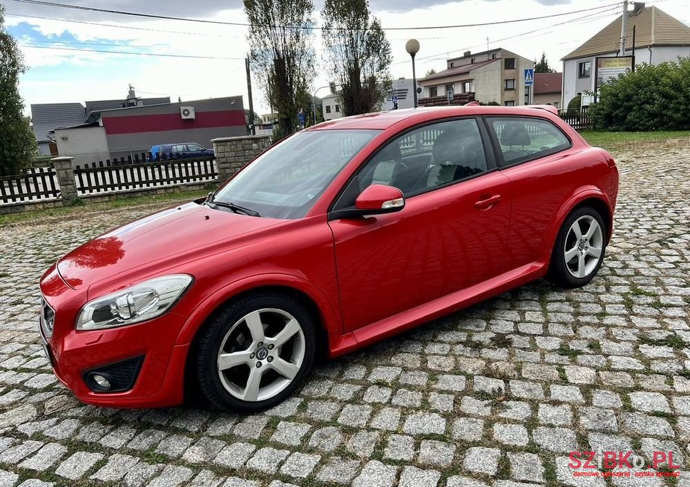 2011' Volvo C30 D2 R-Design photo #6