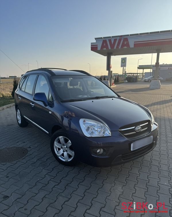 2008' Kia Carens 2.0 Crdi Ex photo #2