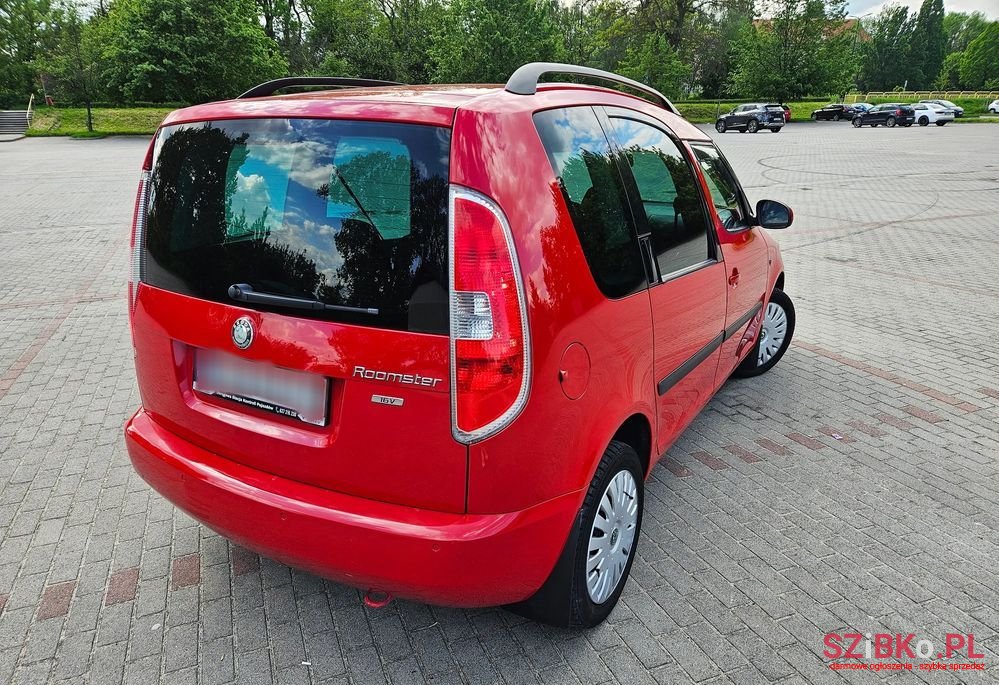 2009' Skoda Roomster photo #3