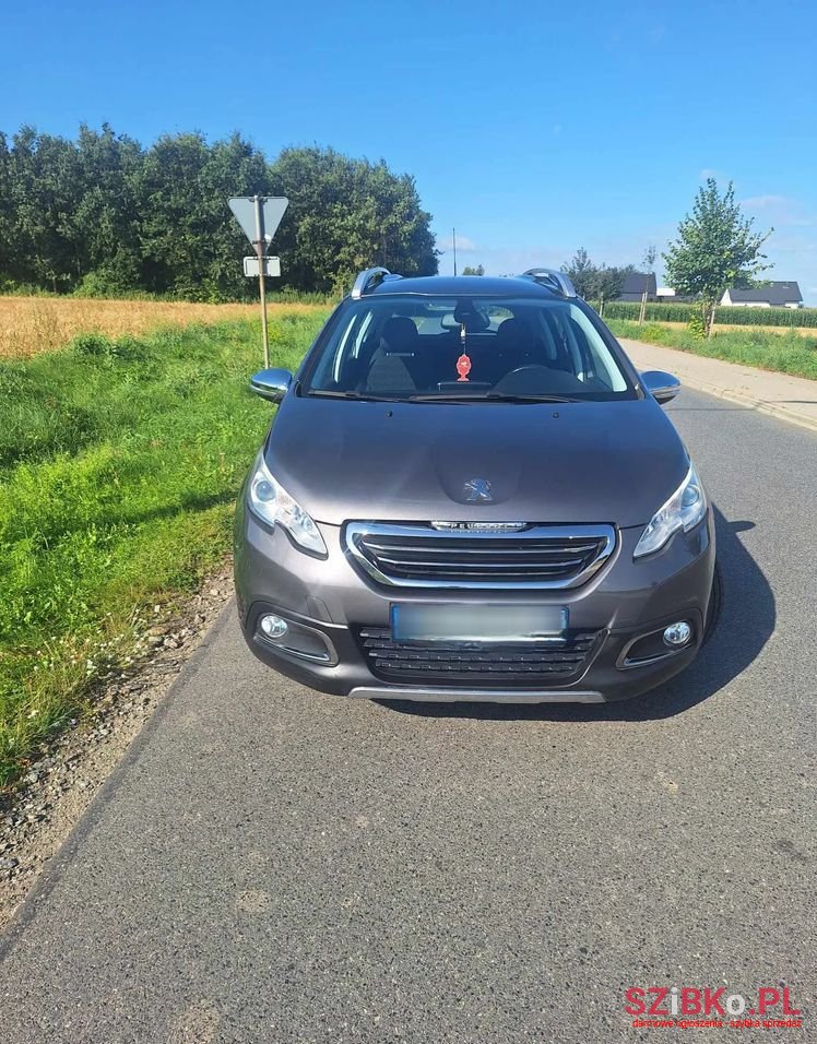 2016' Peugeot 2008 photo #2