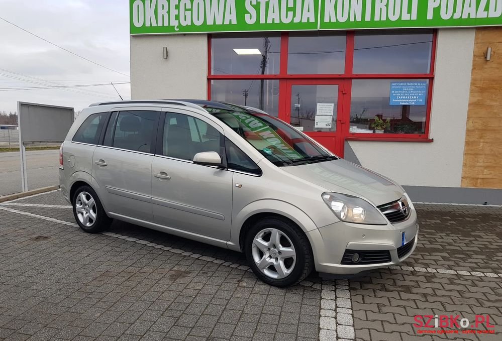 2007' Opel Zafira 2.2 Cosmo photo #1