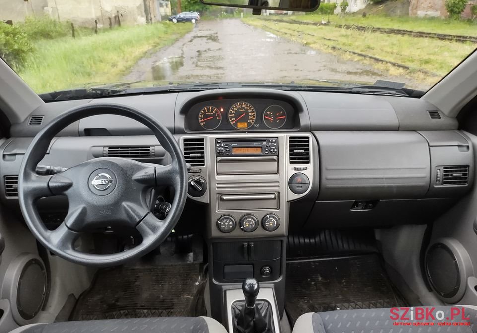2003' Nissan X-Trail photo #3