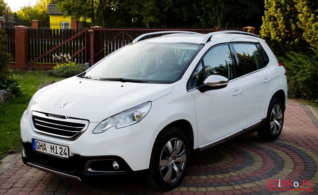 2013' Peugeot 2008 photo #2