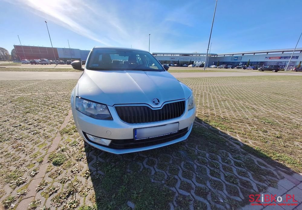 2016' Skoda Octavia 1.6 Tdi Active photo #4