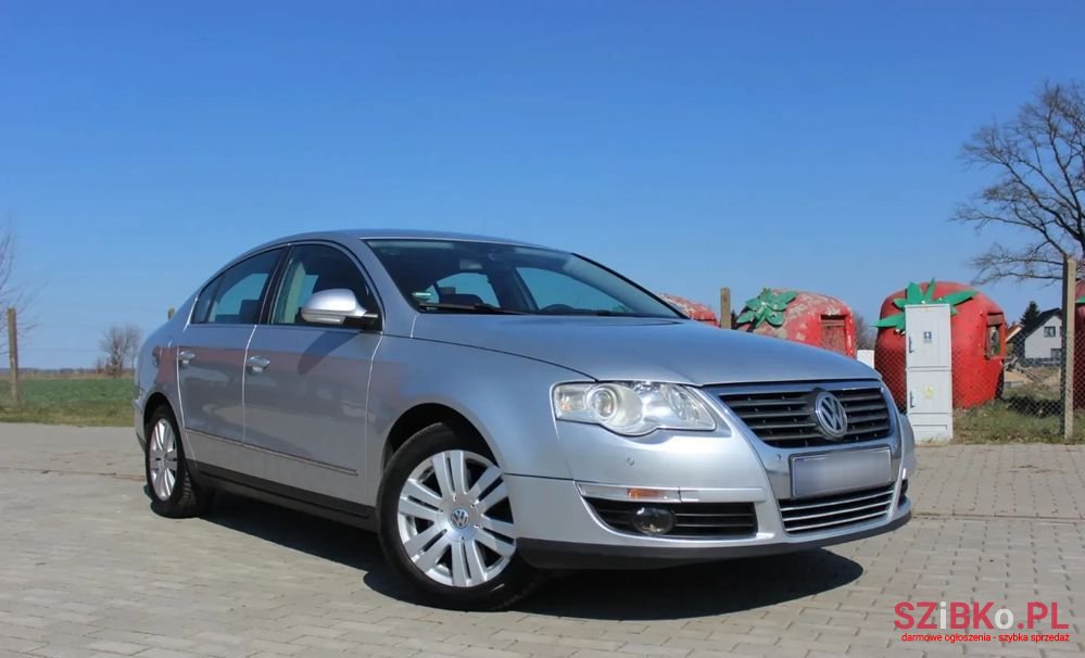 2006' Volkswagen Passat photo #1