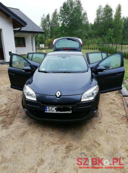 2012' Renault Megane photo #1