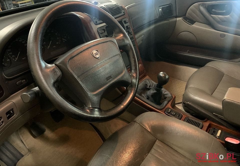 1995' Lancia Kappa photo #4