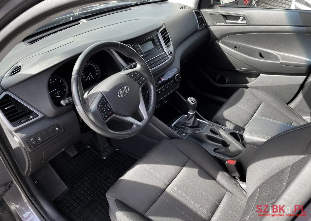 2017' Hyundai Tucson 1.6 Gdi Classic 2Wd photo #5