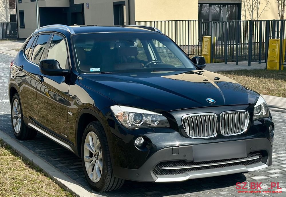 2010' BMW X1 Xdrive23D photo #1