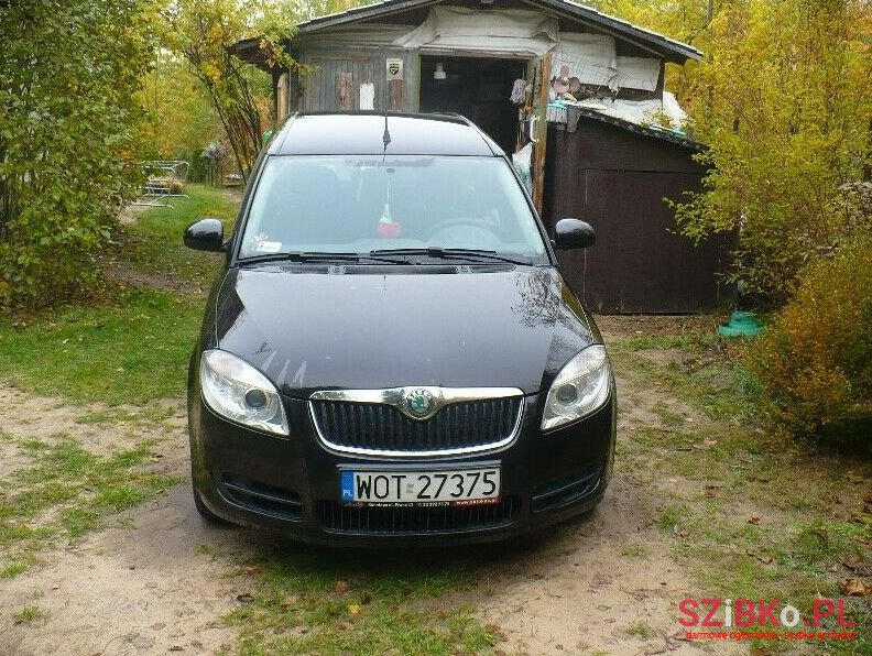 2008' Skoda Roomster photo #1