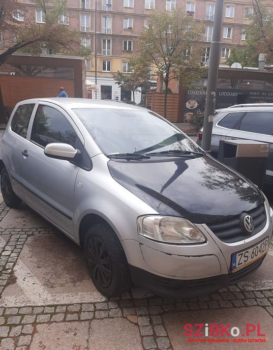2007' Volkswagen Fox photo #1