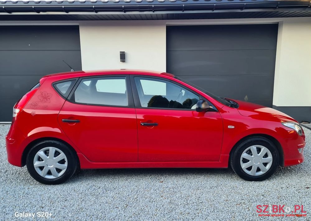 2010' Hyundai i30 photo #4