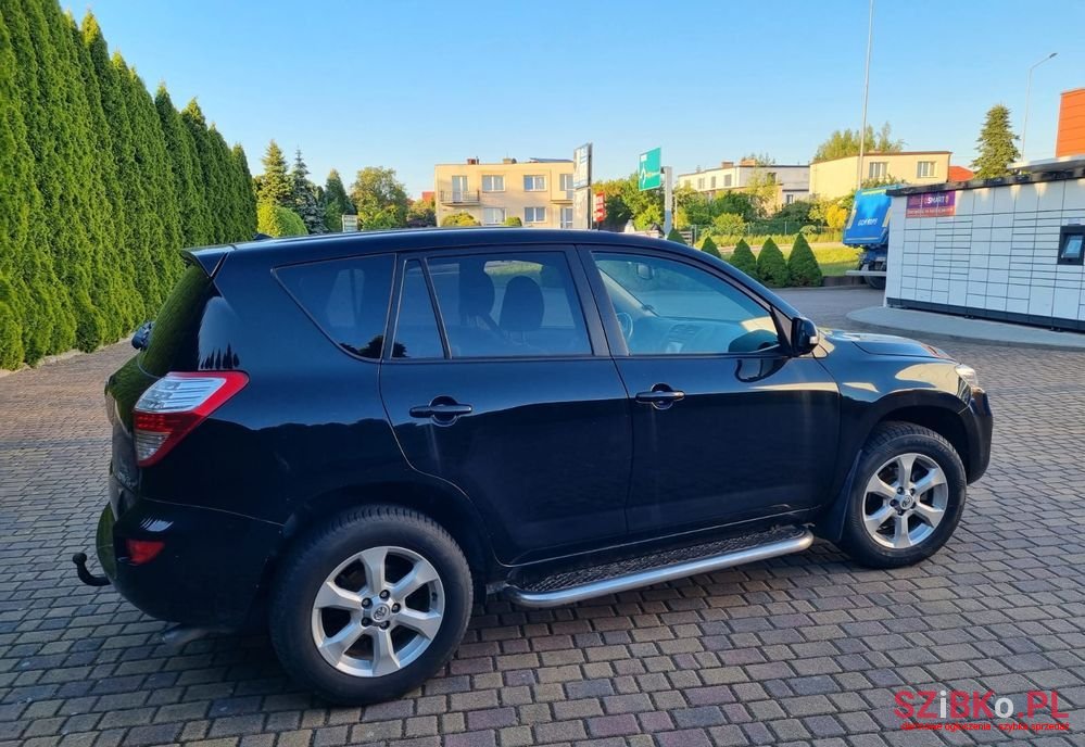 2011' Toyota RAV4 photo #5