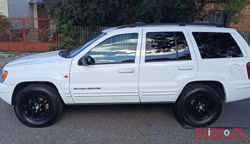 2000' Jeep Grand Cherokee 4.7 Limited photo #2