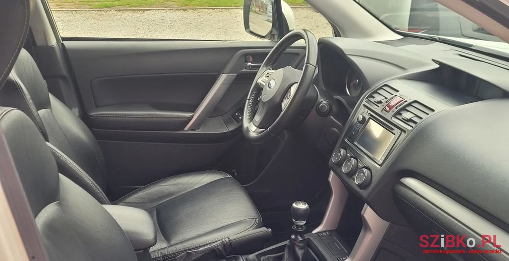 2013' Subaru Forester 2.0D Platinum photo #4