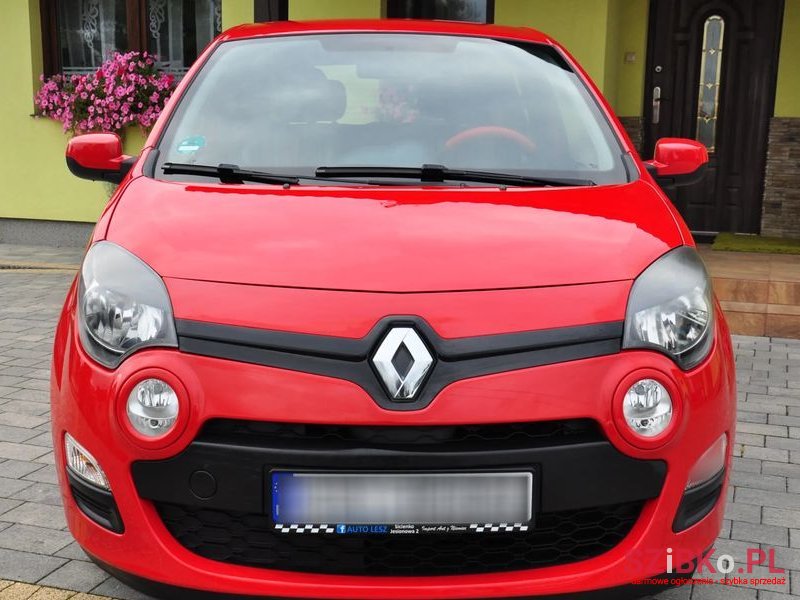 2013' Renault Twingo photo #2