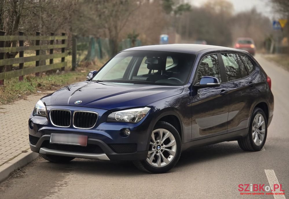 2013' BMW X1 Sdrive18I Sport Line photo #1