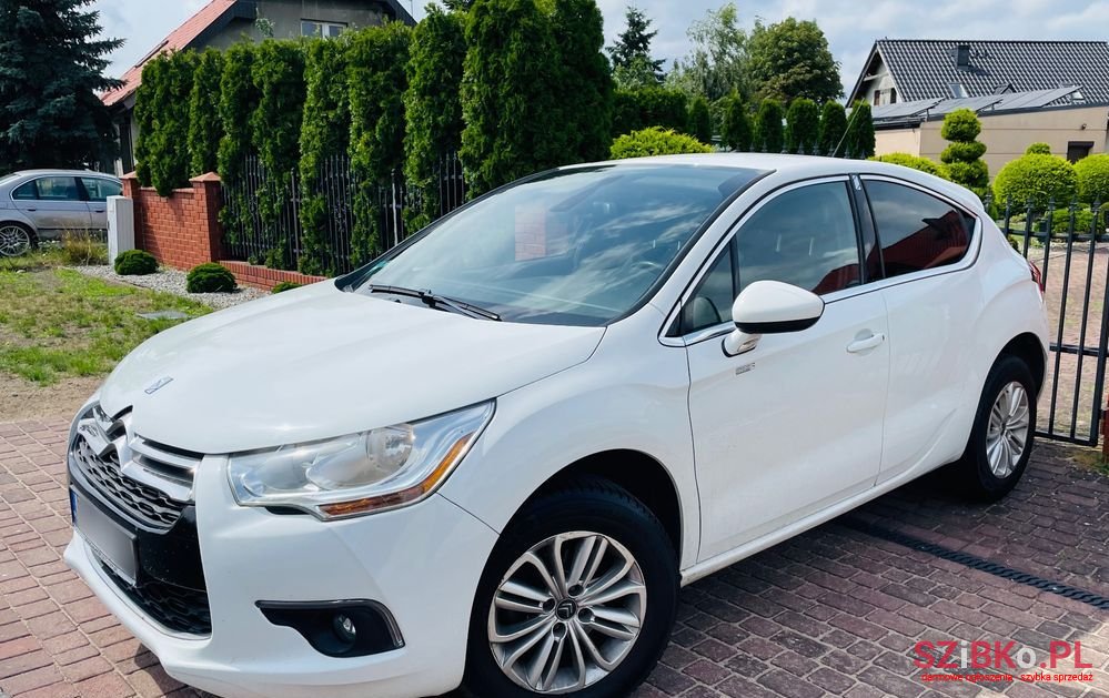 2014' Citroen DS4 Vti 120 Chic photo #3