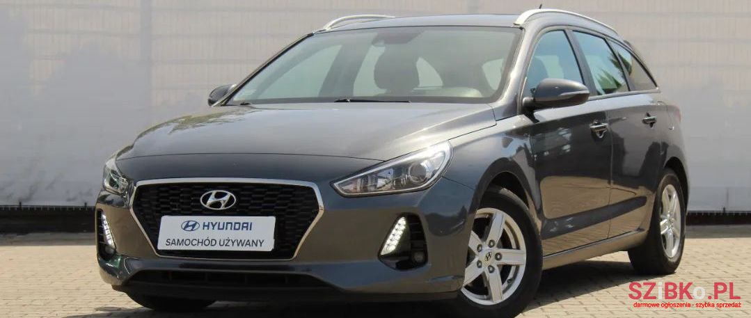 2017' Hyundai i30 photo #2