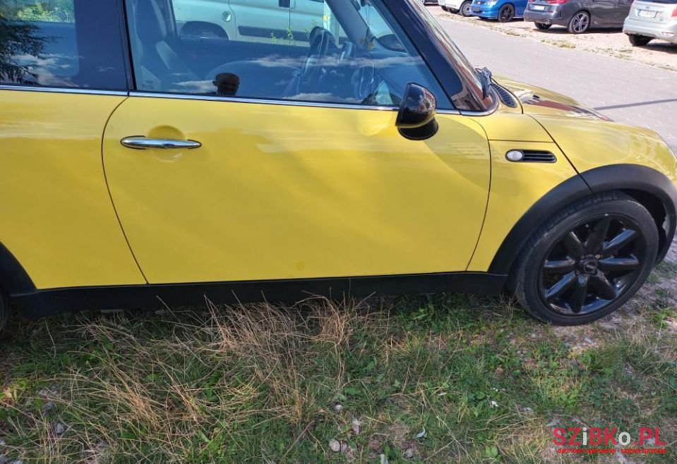 2002' MINI Cooper photo #5