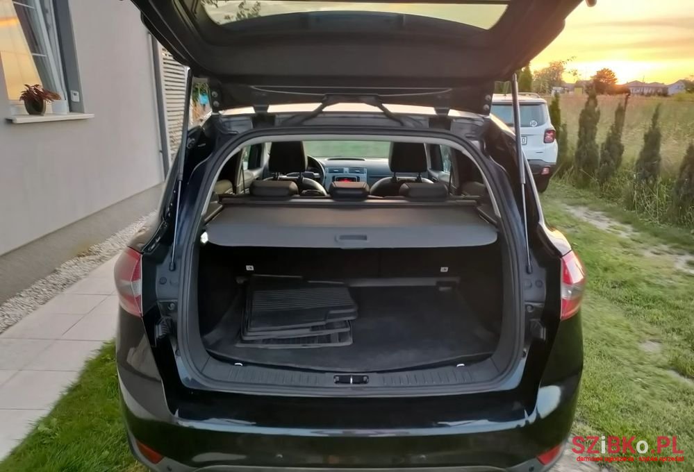 2009' Ford Kuga photo #6