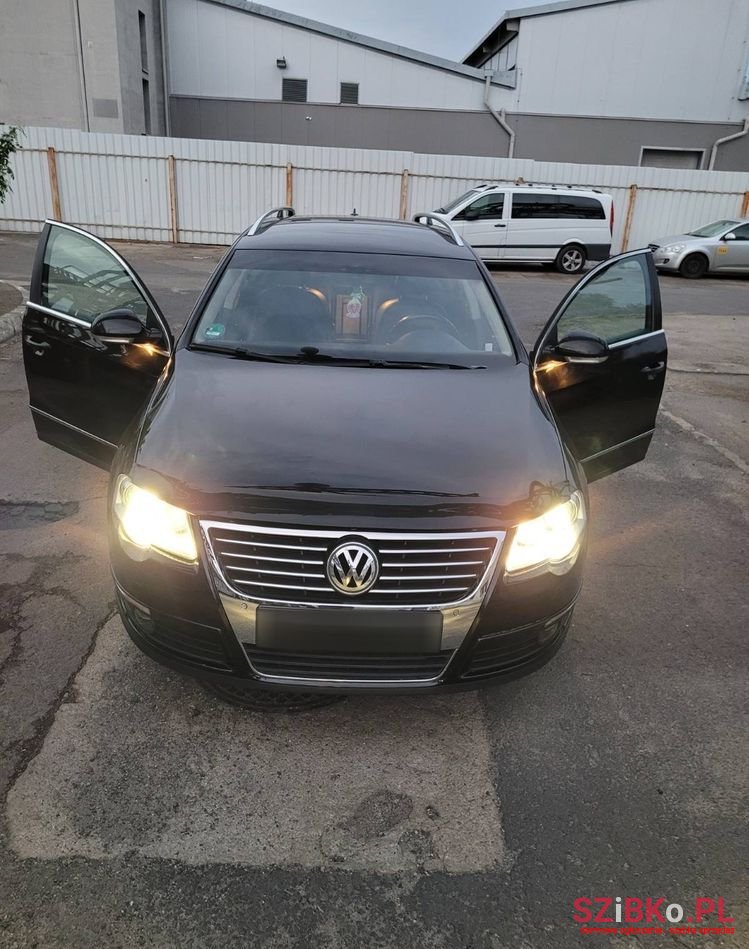 2006' Volkswagen Passat photo #3