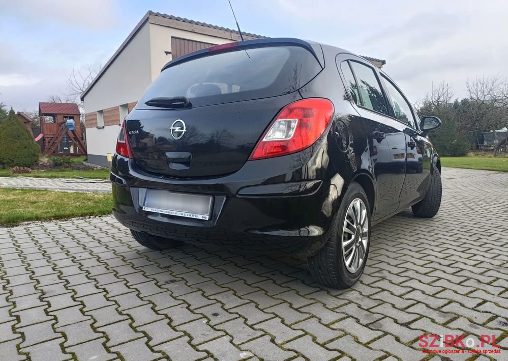 2011' Opel Corsa 1.2 16V Enjoy photo #3