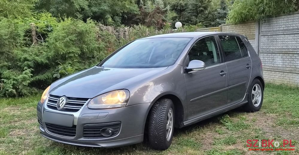 2006' Volkswagen Golf 1.6 Fsi Goal photo #1