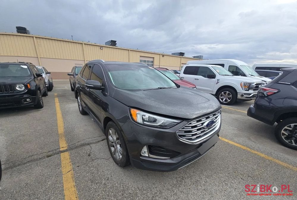2020' Ford Edge photo #2