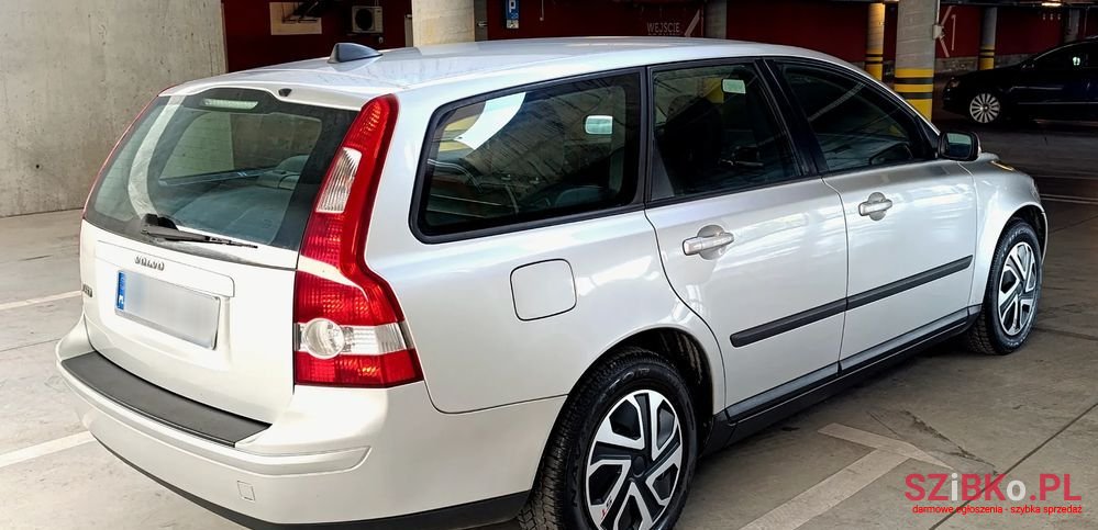 2005' Volvo V50 1.6 photo #5