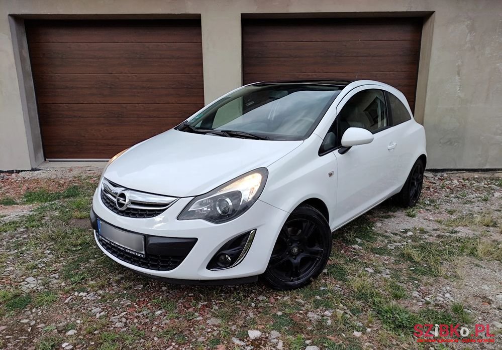 2011' Opel Corsa 1.7 Cdti Cosmo photo #1