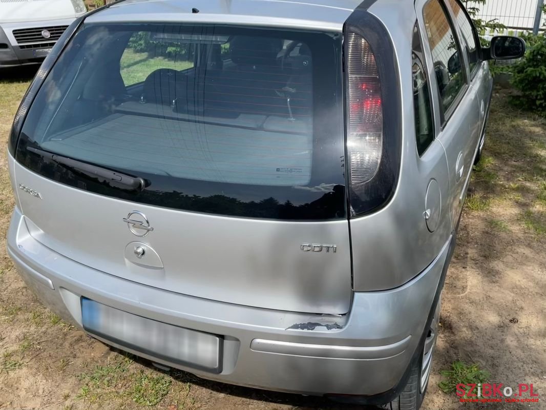 2005' Opel Corsa photo #2
