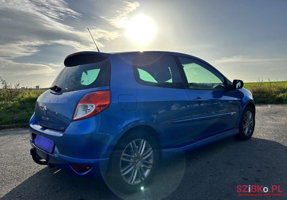 2009' Renault Clio photo #5