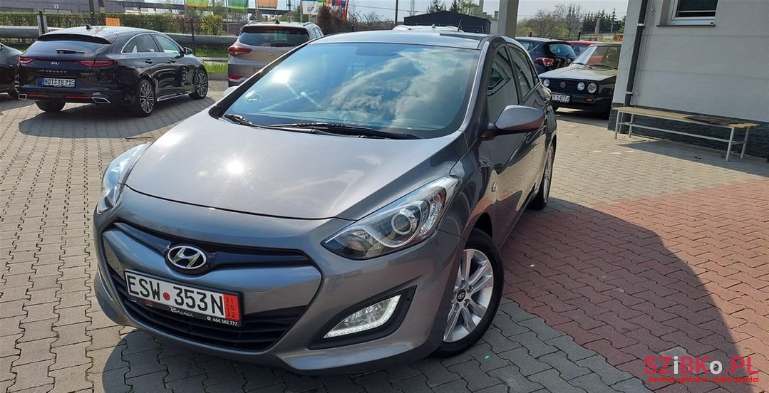 2013' Hyundai i30 photo #6