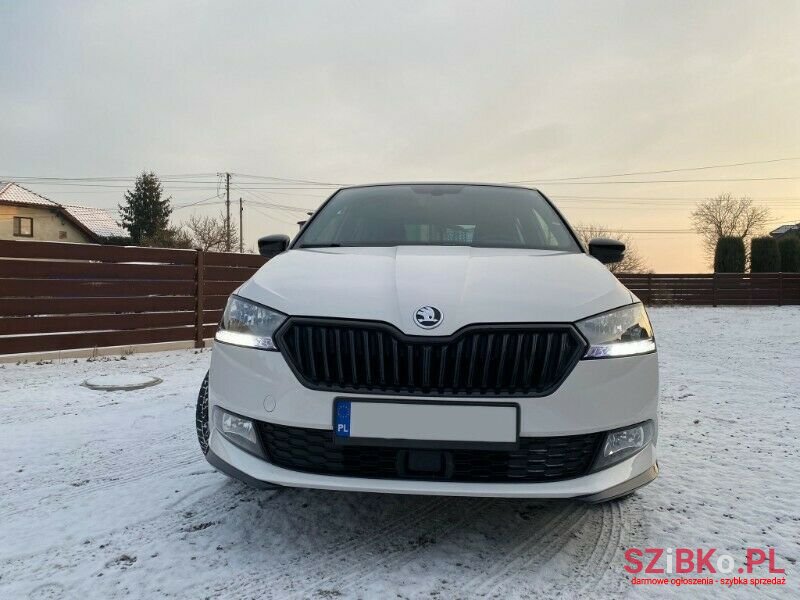 2021' Skoda Fabia photo #2