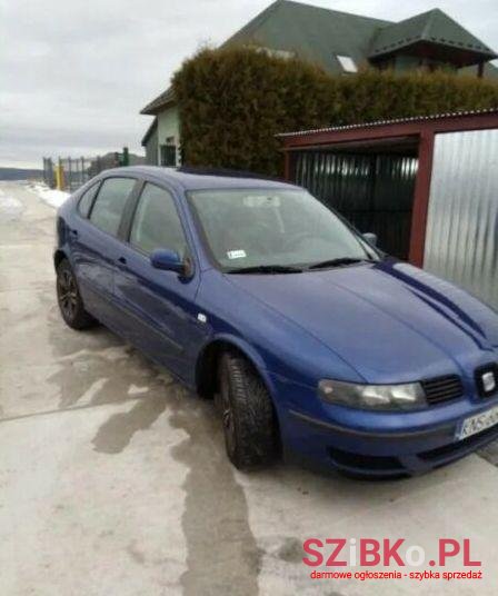 2001' SEAT photo #1