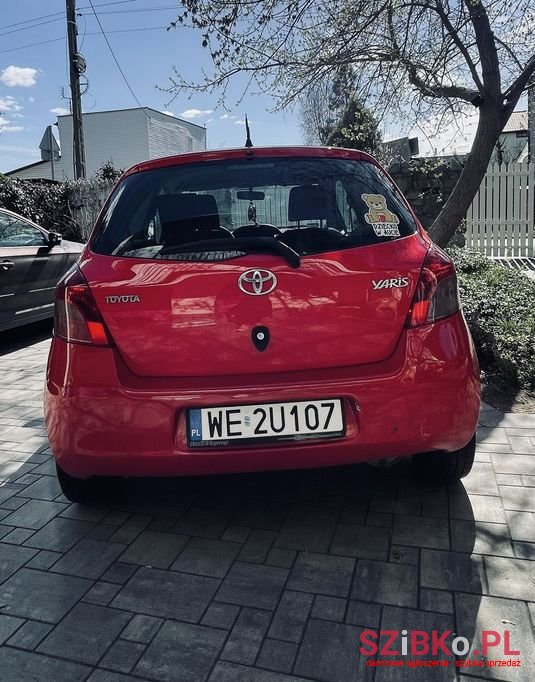 2006' Toyota Yaris photo #3