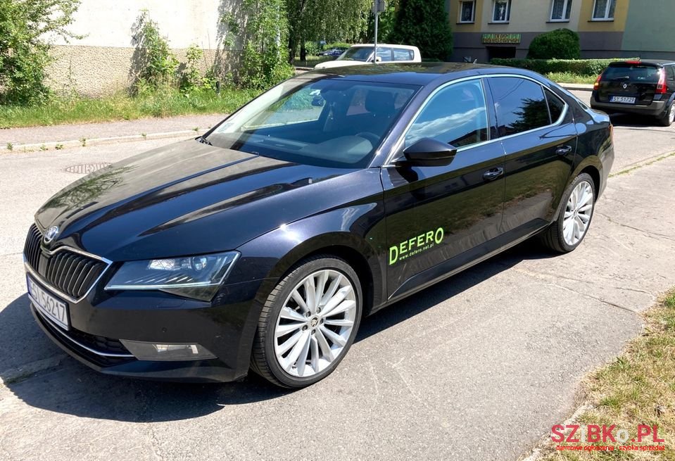 2018' Skoda Superb photo #2