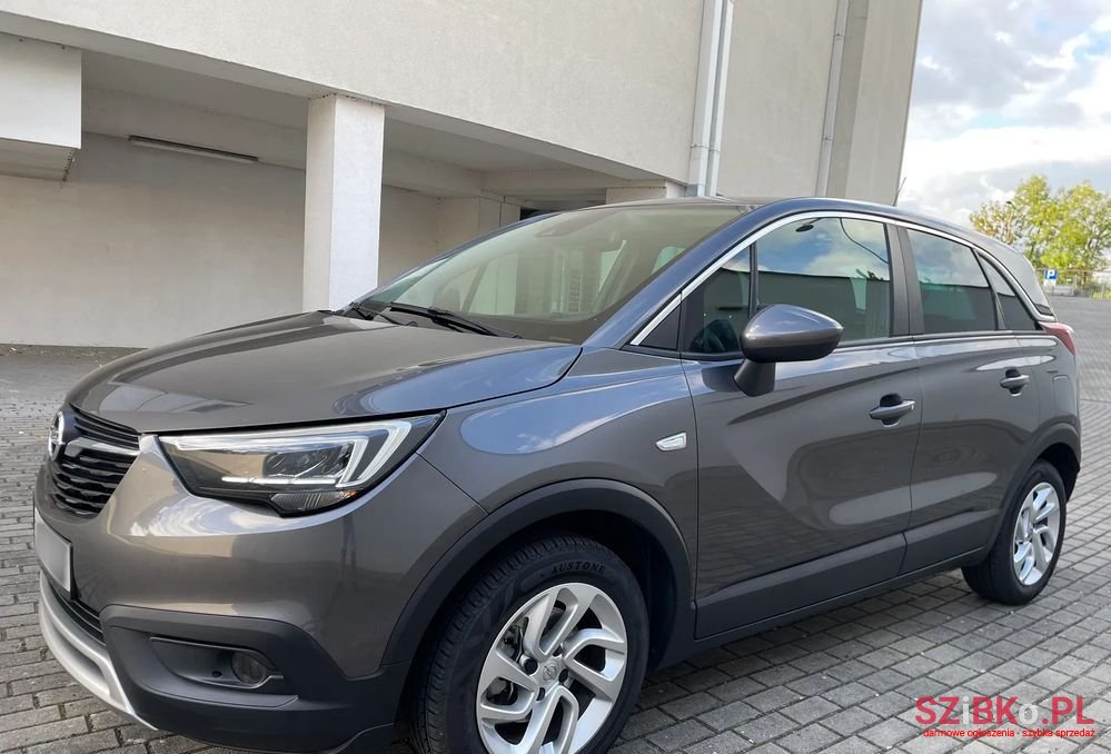 2020' Opel Crossland X photo #1