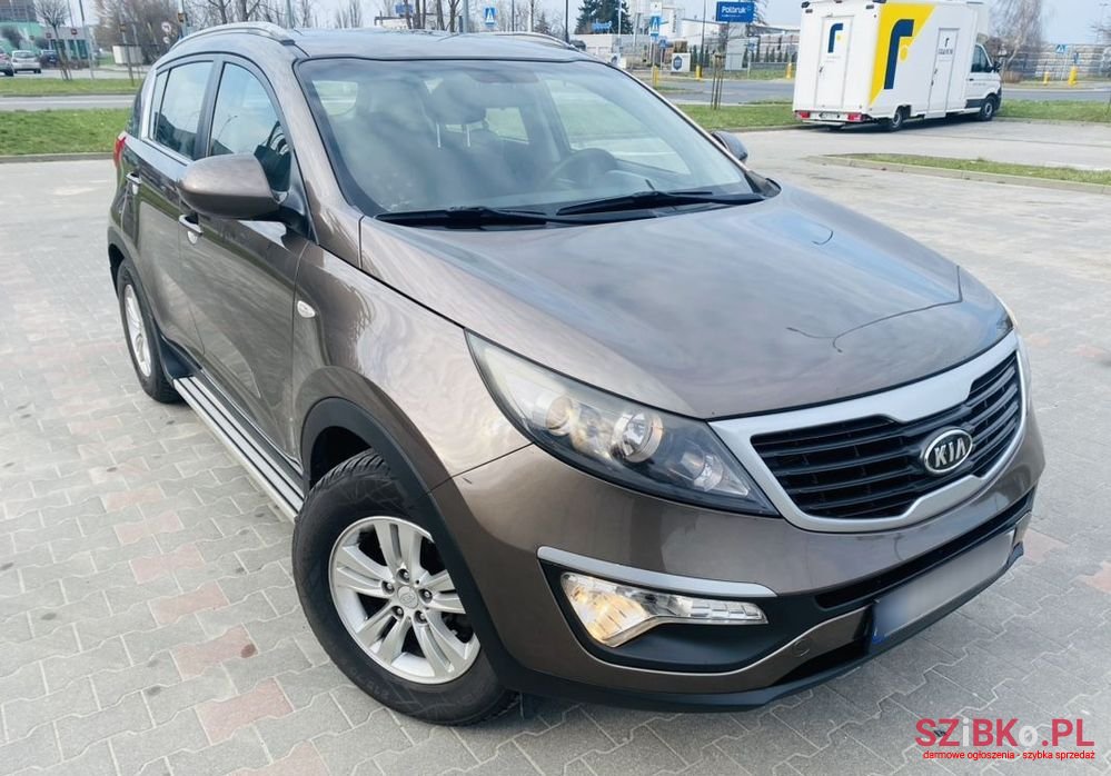 2011' Kia Sportage 1.6 Gdi M 2Wd photo #3