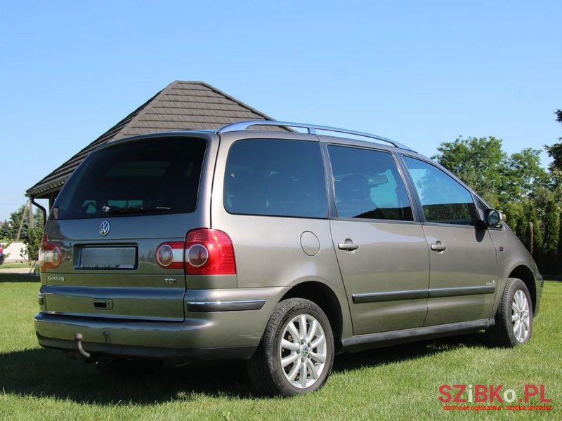 2007' Volkswagen Sharan 1.9 Tdi Comfortline Tiptr photo #4