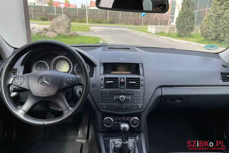 2009' Mercedes-Benz Klasa C photo #5