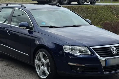2005' Volkswagen Passat