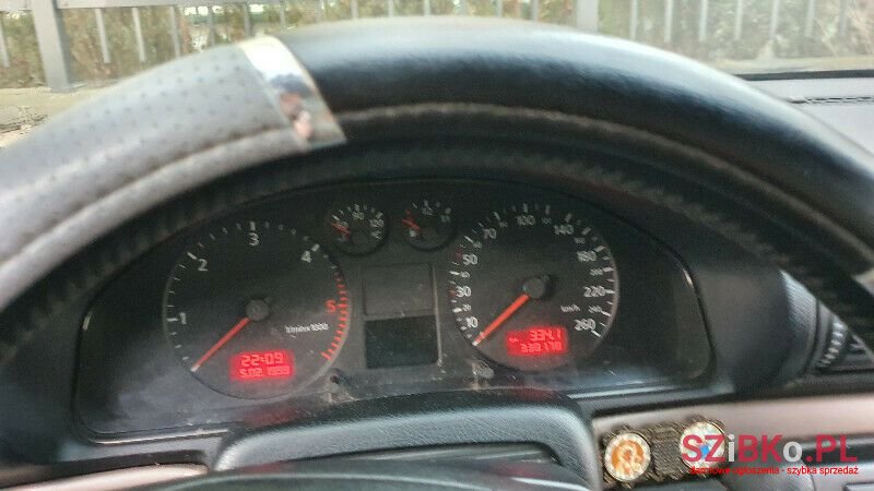 2001' Audi A4 photo #2